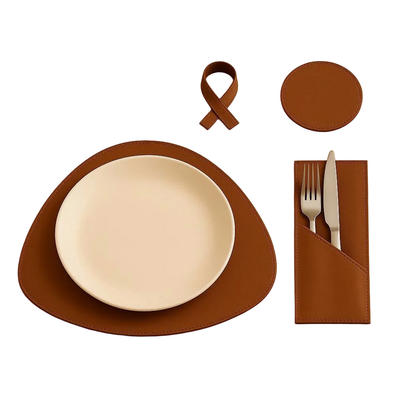 Kit Com 6 Jogos Americanos em Couro Sousplat, Porta Copo, Porta Talher e Argola de Guardanapo para Mesa Posta